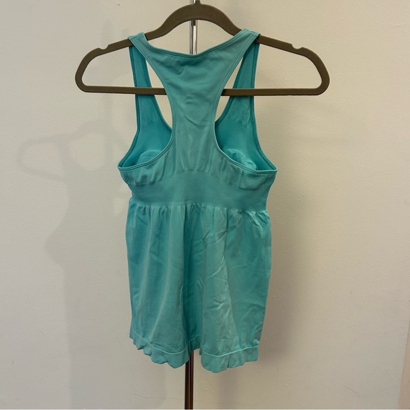 Athleta top - Picture 3 of 3